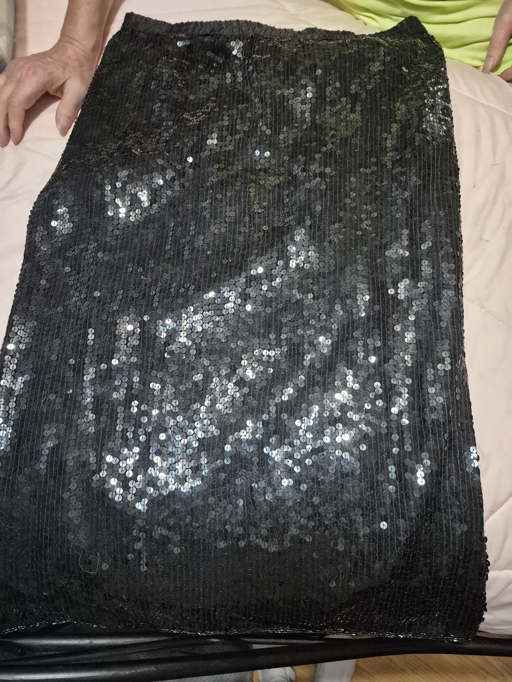 EXCLUSIVES by JAINSONS INTERNATIONAL. Black, Sequin Vintage Skirt.